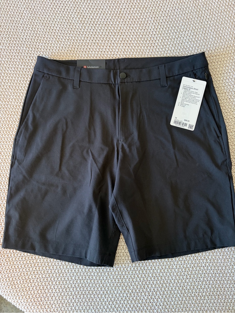 lululemon athletica Men’s Black Flat-Front Performance Shorts